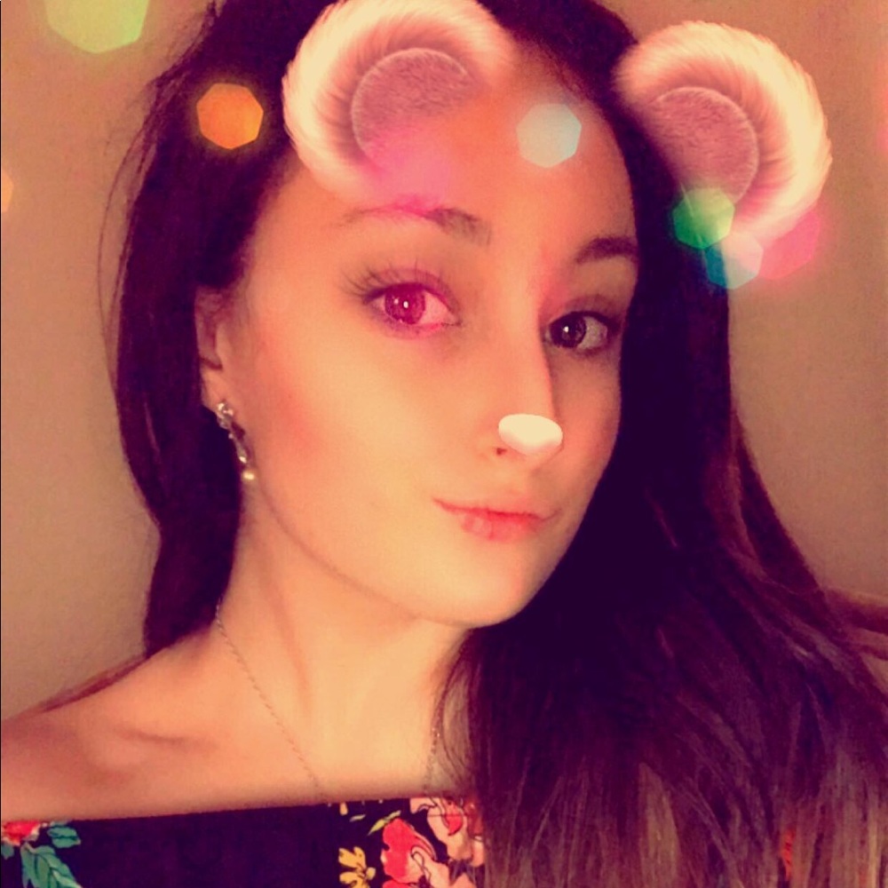 Meet your Posher, Viviana